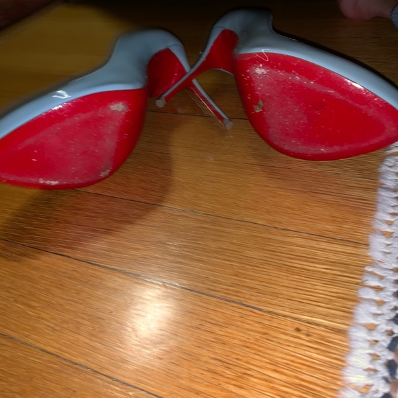 Christian Louboutin shoes 💃🏻🔥🌟 red bottom - Picture 4 of 5